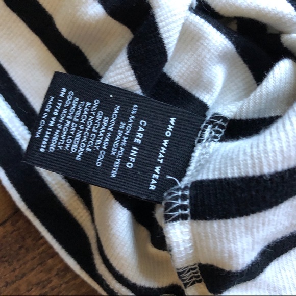 4/$20 • Target Who What Wear Small Women’s Sweater - Picture 4 of 4